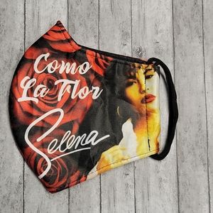 Como La Flor Rose Selena Face Mask